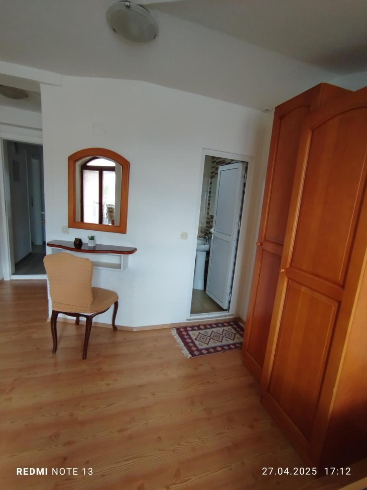 Apartments Mostrovi Ochrid Pokoj fotografie